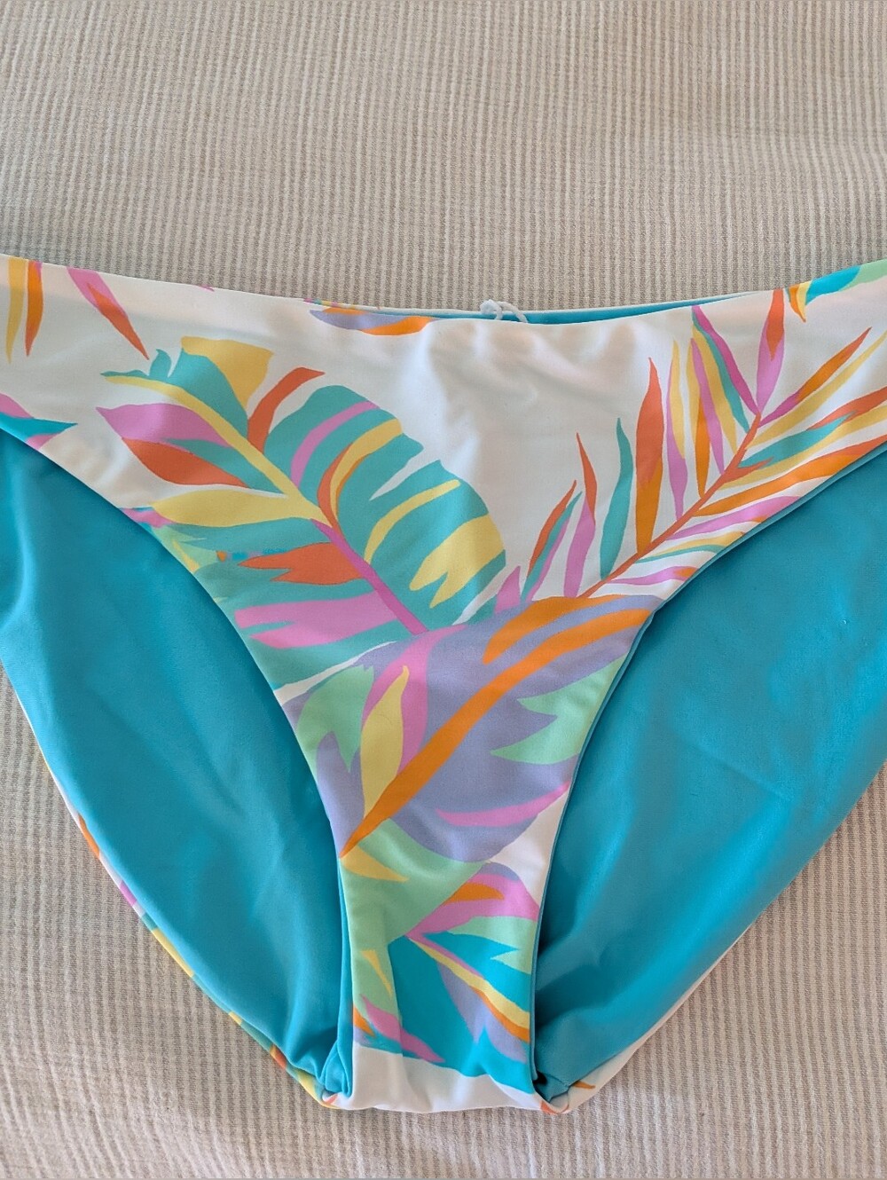 NWT Tropical Print Reversible Bikini Bottoms in Turquoise and Pastels